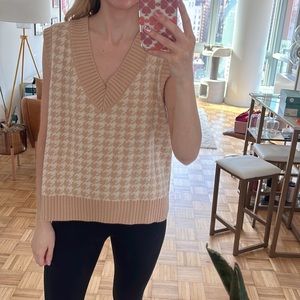 Oversized Vneck Sweater Vest Herringbone